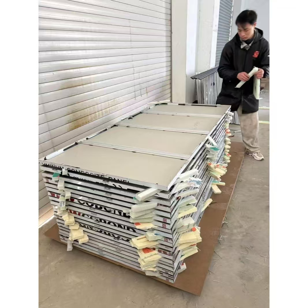 Surface Blistering After Screwing Aluminum Composite Panel: Are You Using the Wrong Gasket Material? Surface Blistering After Screwing Aluminum Composite Panel: Are You Using the Wrong Gasket Material?