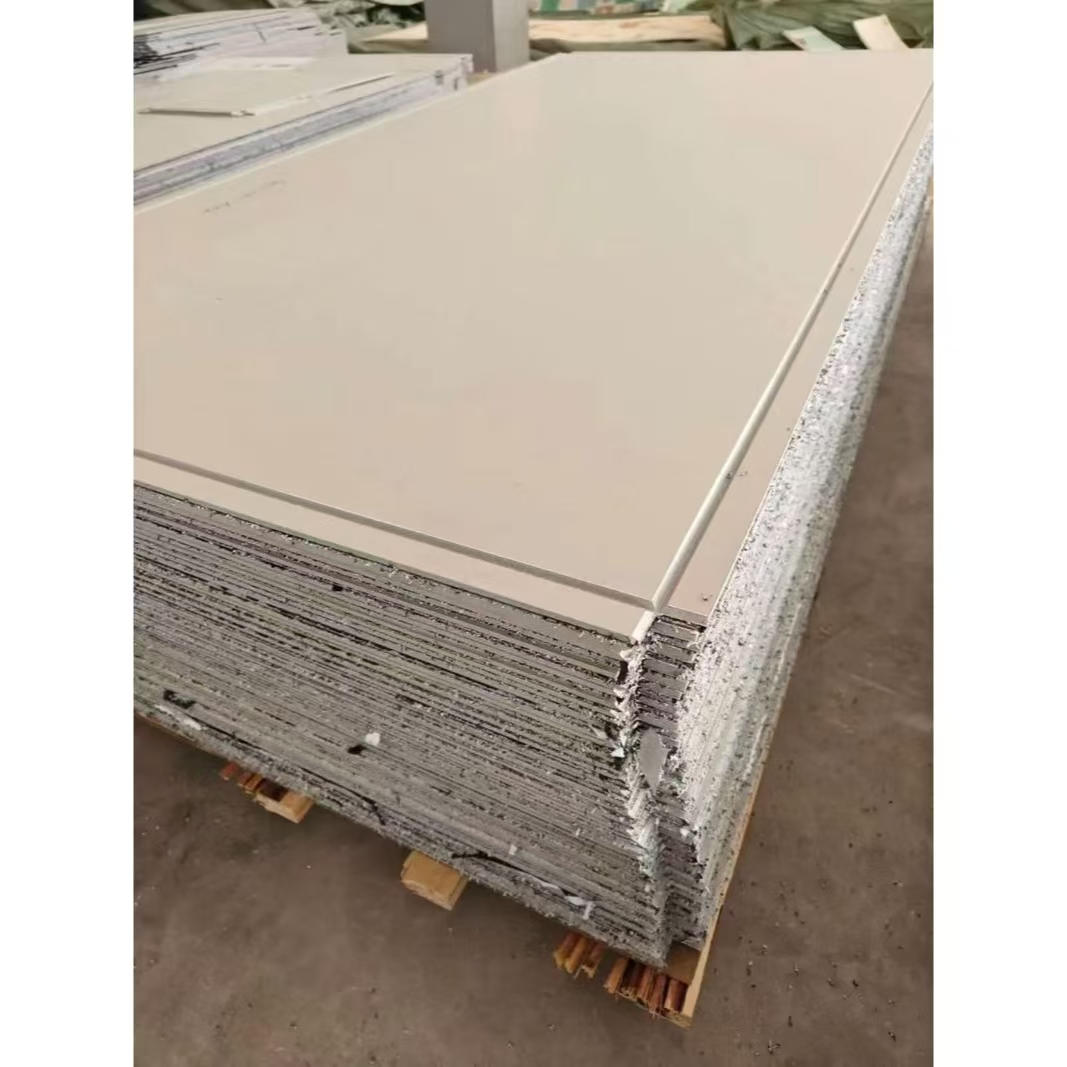 Solving the "Oil Canning" Effect in Aluminum Composite Panel: Tension Distribution for Flat Panels Solving the "Oil Canning" Effect in Aluminum Composite Panel: Tension Distribution for Flat Panels